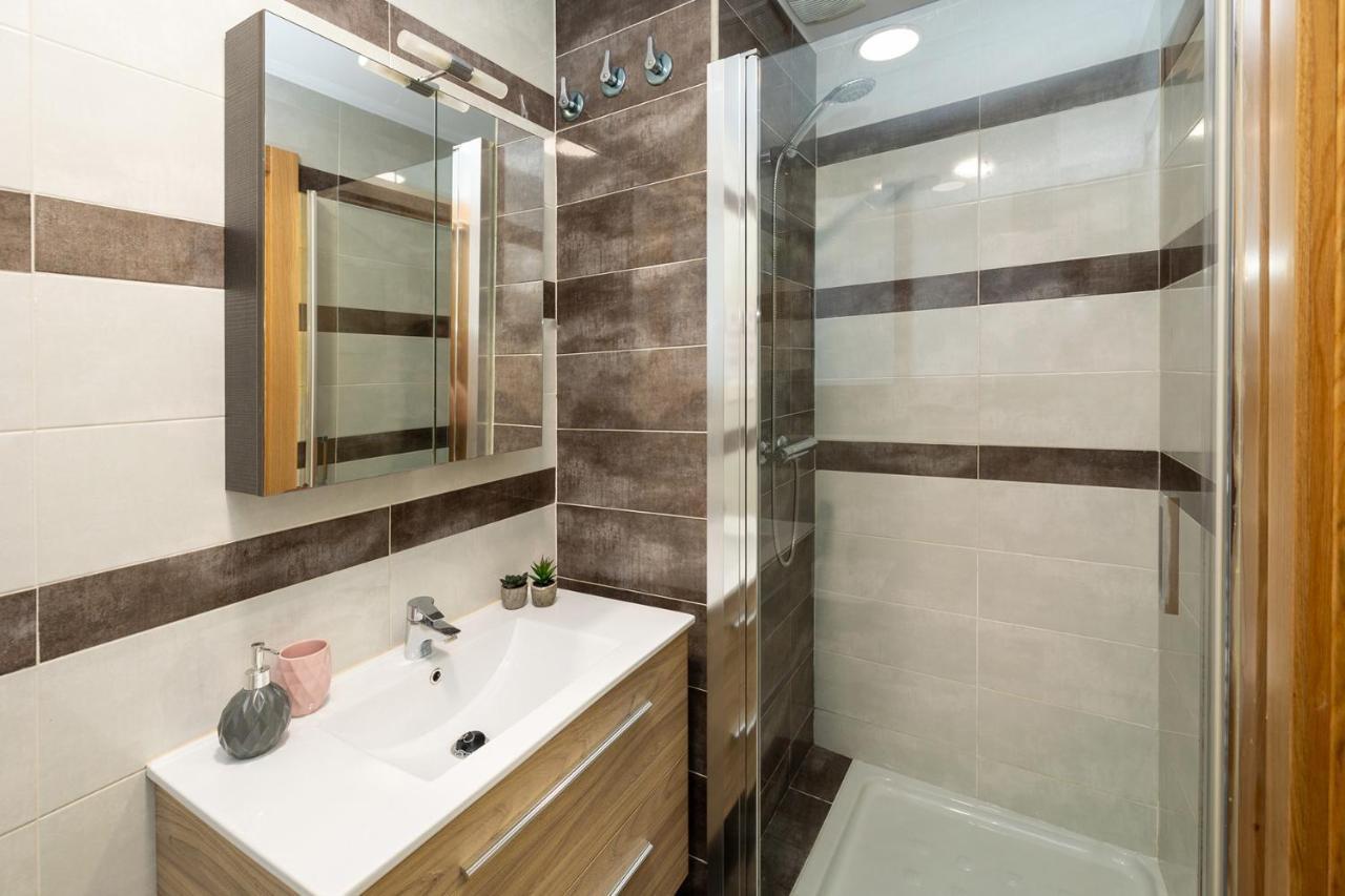 3 Bedroom Elegant & Cozy City Centre Granada Exteriör bild