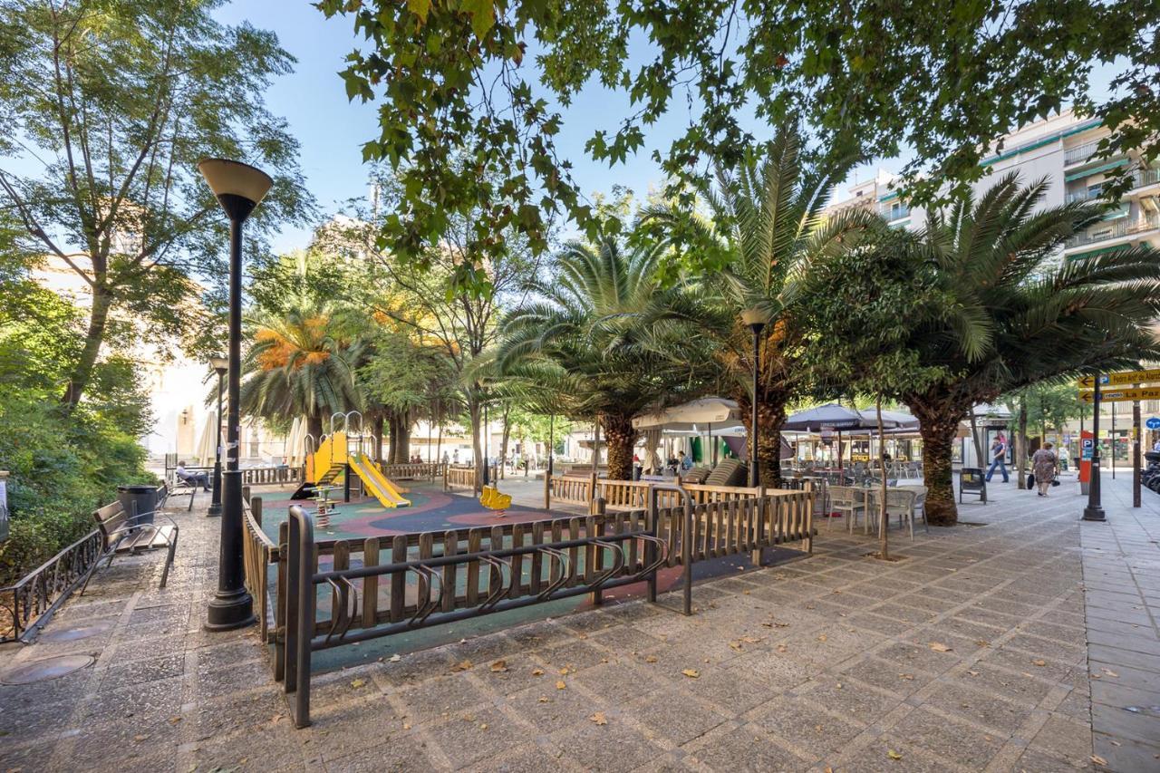 3 Bedroom Elegant & Cozy City Centre Granada Exteriör bild